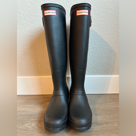 Hunter Original Tall Rain Boots in Black - Picture 4 of 7